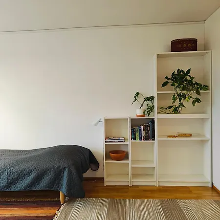 Apartment With Free Parking