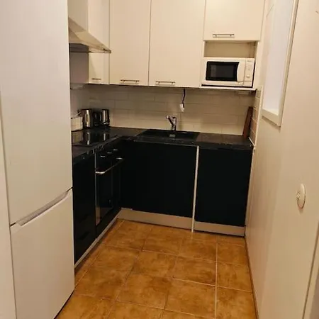 With Free Parking Apartment *